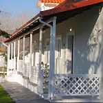 Tennis Home-pozar, Piperia! Апартаменты Ano Rodonia