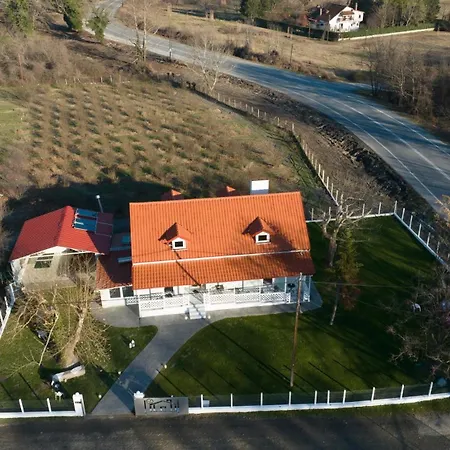 Tennis Home-pozar, Piperia! *