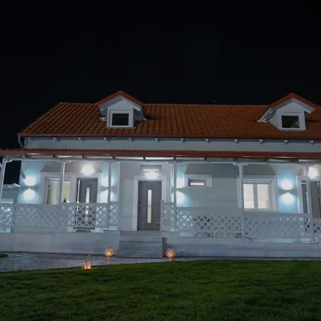 Tennis Home-pozar, Piperia!