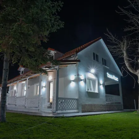 Tennis Home-pozar, Piperia! Ano Rodonia